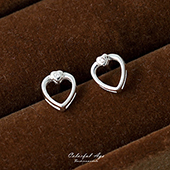 925純銀 鏤空心型單鑽耳針耳環